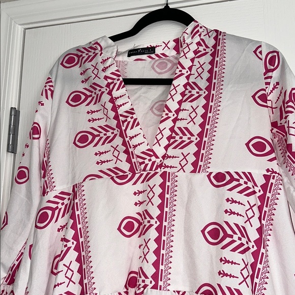 White and Pink Patterned Women's Dress - Picture 2 of 7